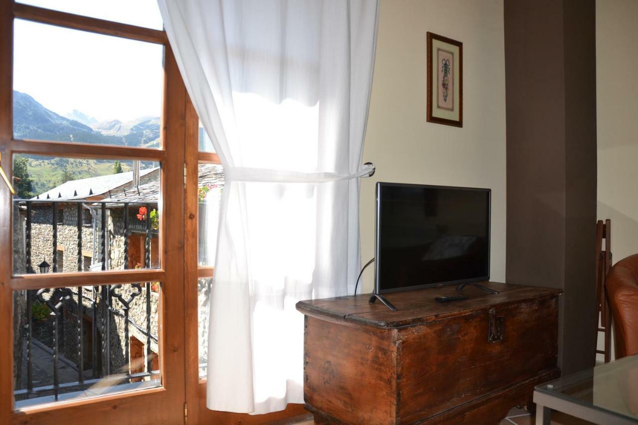 Casa Rural Borda Marianet Cerler Exteriör bild